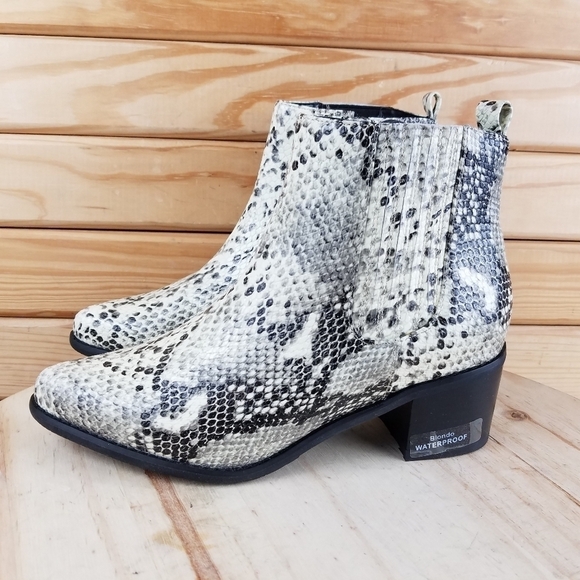 Blondo ELVINA WP Bootie 8.5 US Ankle Boots Snakeskin Side Zip Leather NEW - Picture 1 of 10